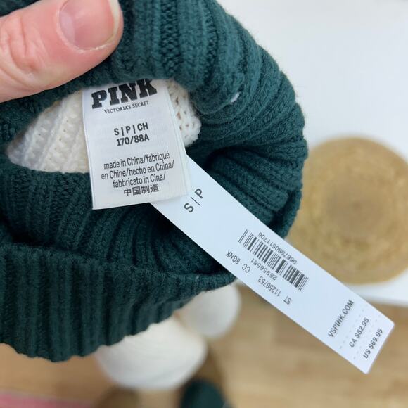 NEW PINK Victoria's Secret Turtleneck Sweater Small White Green Color Block Knit - Picture 5 of 6